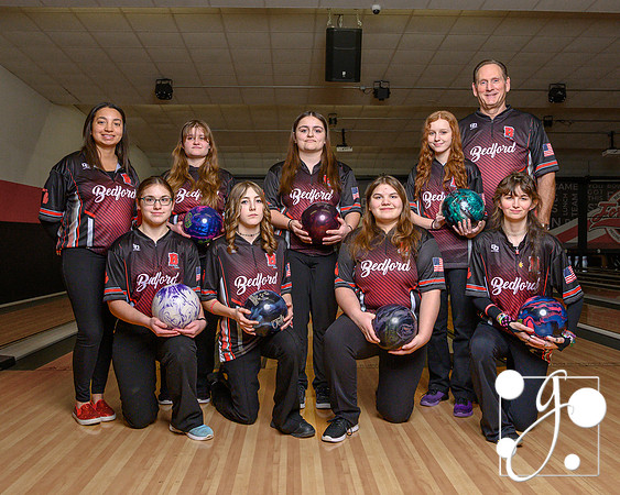 girls bowling